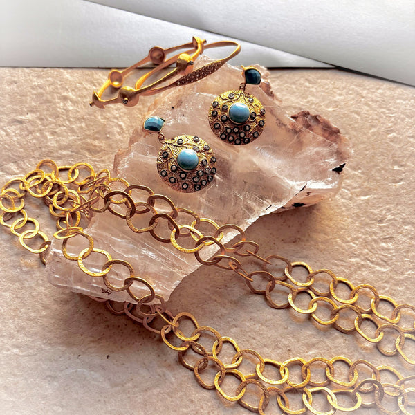 Adiraa Long Link Necklace In Gold