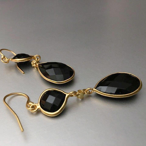 A sophisticated and refined pair of double black onyx earrings (small size) creates quite the stir one may expect. Versatile, comfortable yet glamorous to complete the look before stepping out.