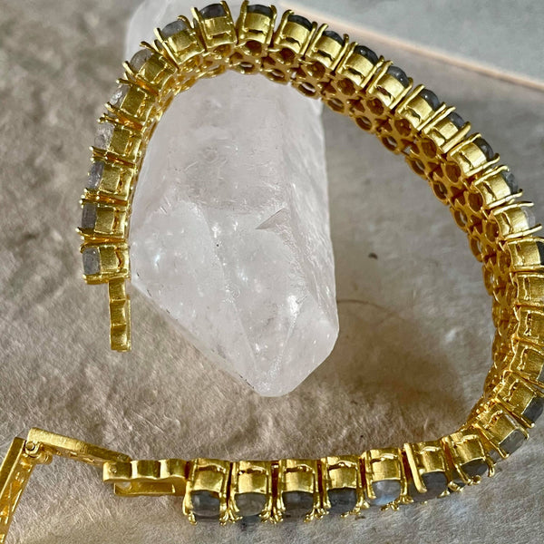 Amara Bracelet With Labradorite Gemstones