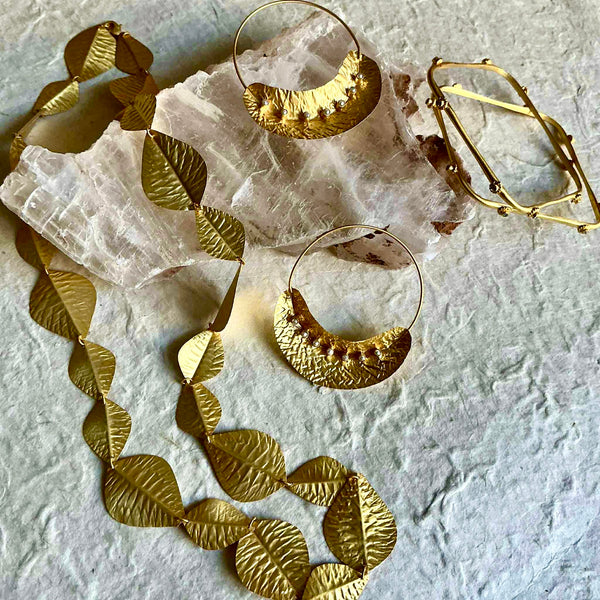 Amara Hand Hammered No Weight Gold Hoops