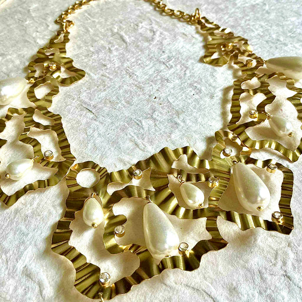 Elena Stiff Gold Lightweight Necklace With Pearls