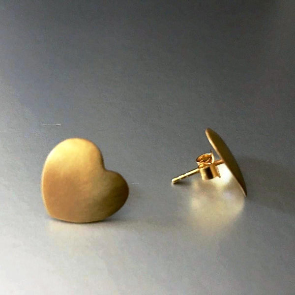 Heart-shaped, gold plated stud earrings with the most simplistic appeal are simply stunning. Love has no limits and these dainty studs have no limit either to match with any attire