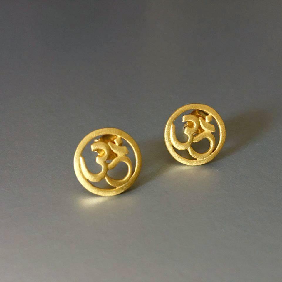 The newest addition to Mia Siya: Om Studs, depicts a spiritual and free-spirited appeal for the boho fashionista in you.